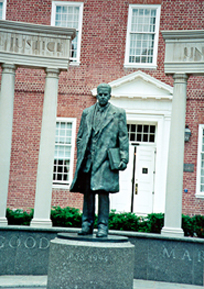 [color photograph of Thurgood Marshall statue,]