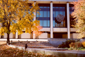 [color photograph of Murphy Courts of Appeal Building, Annapolis]