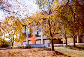 [color photograph of Murphy Courts of Appeal Building, Annapolis]