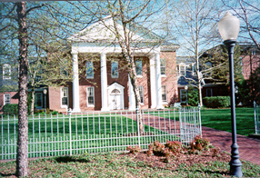 [color photograph of Kent County Courthouse]